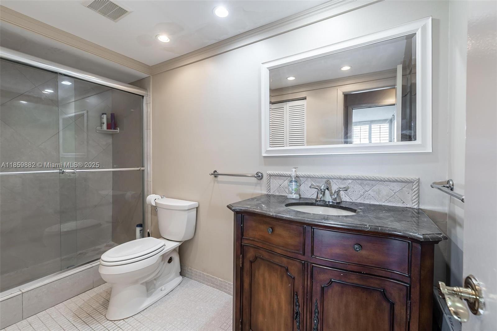 2701 N Ocean Blvd # 14B