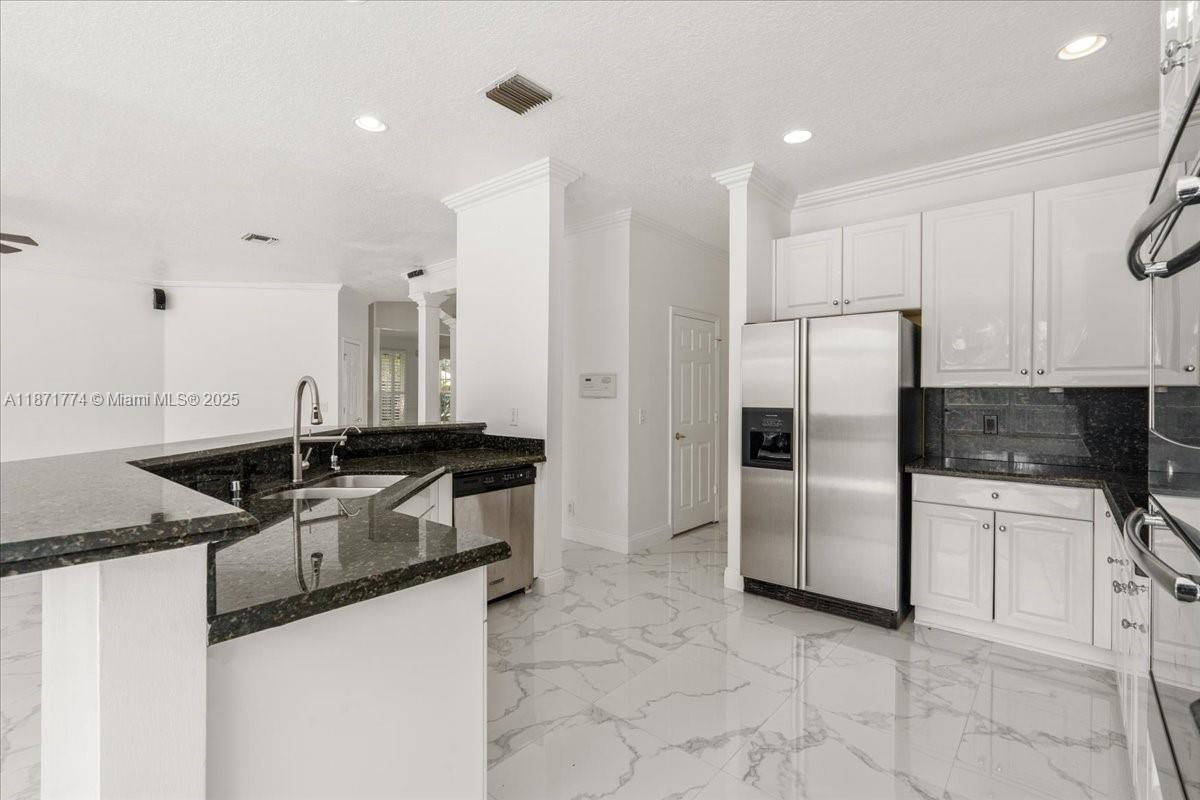 5095 NW 57th Way