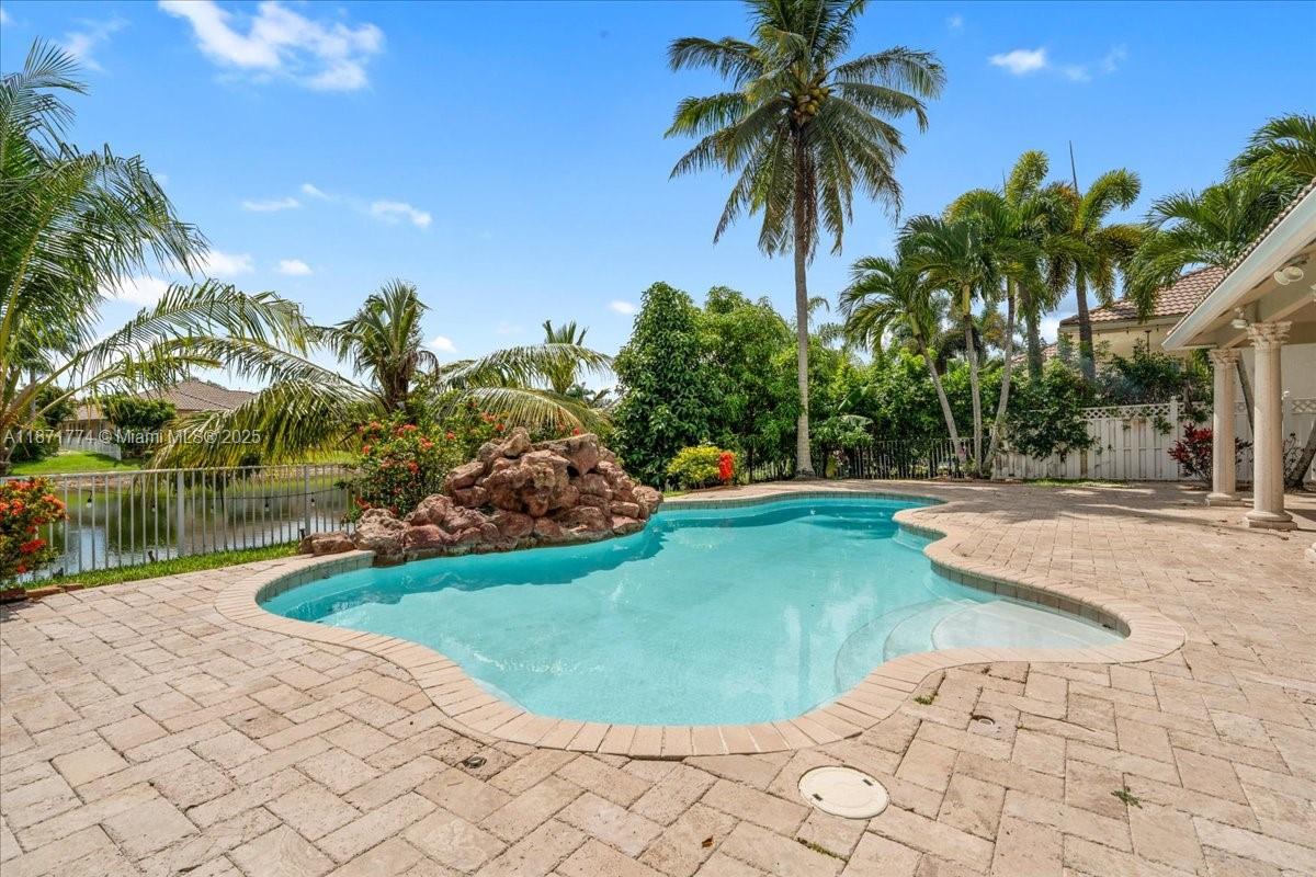 5095 NW 57th Way