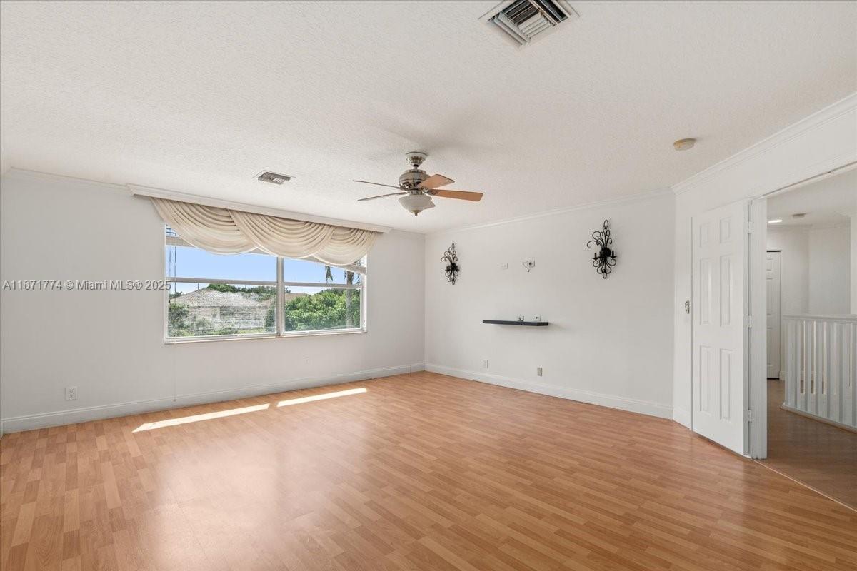 5095 NW 57th Way