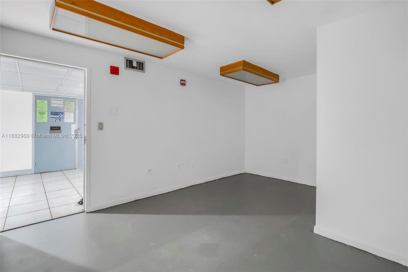 13499 Biscayne Blvd Unit: CU218