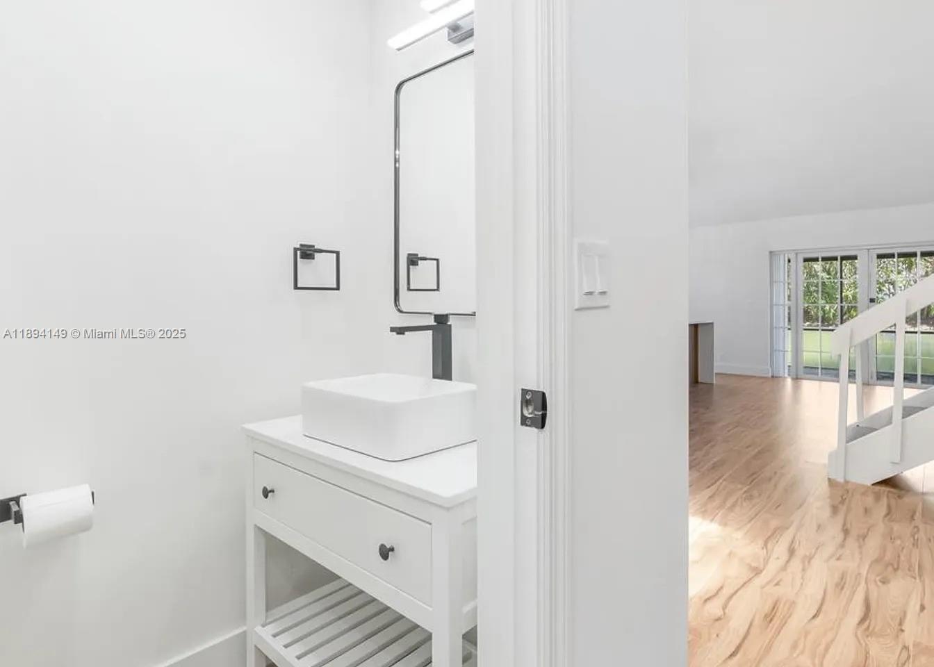 6850 NW 2nd Ave # 34