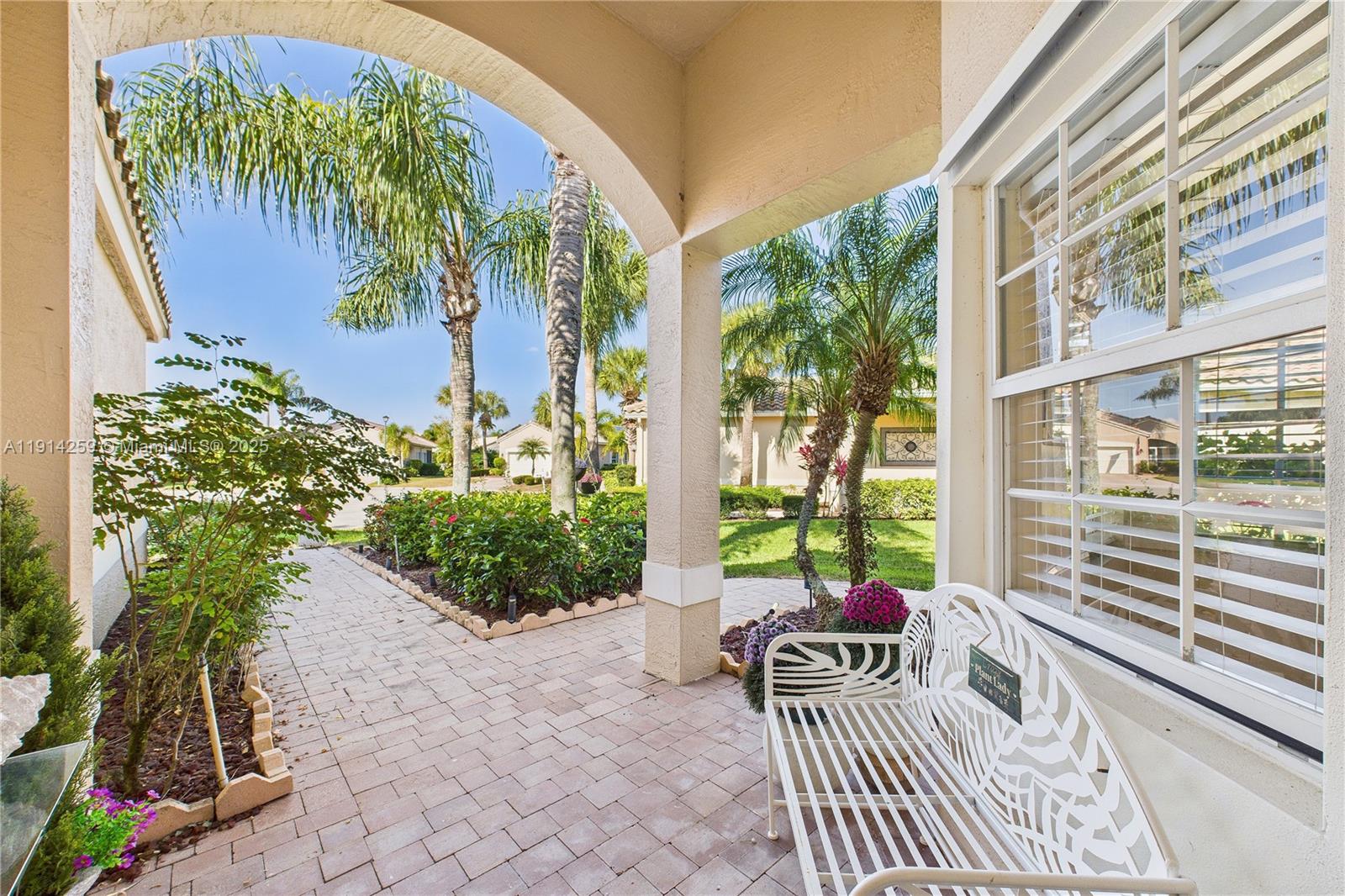 338 NW Treeline Trce, Port St. Lucie