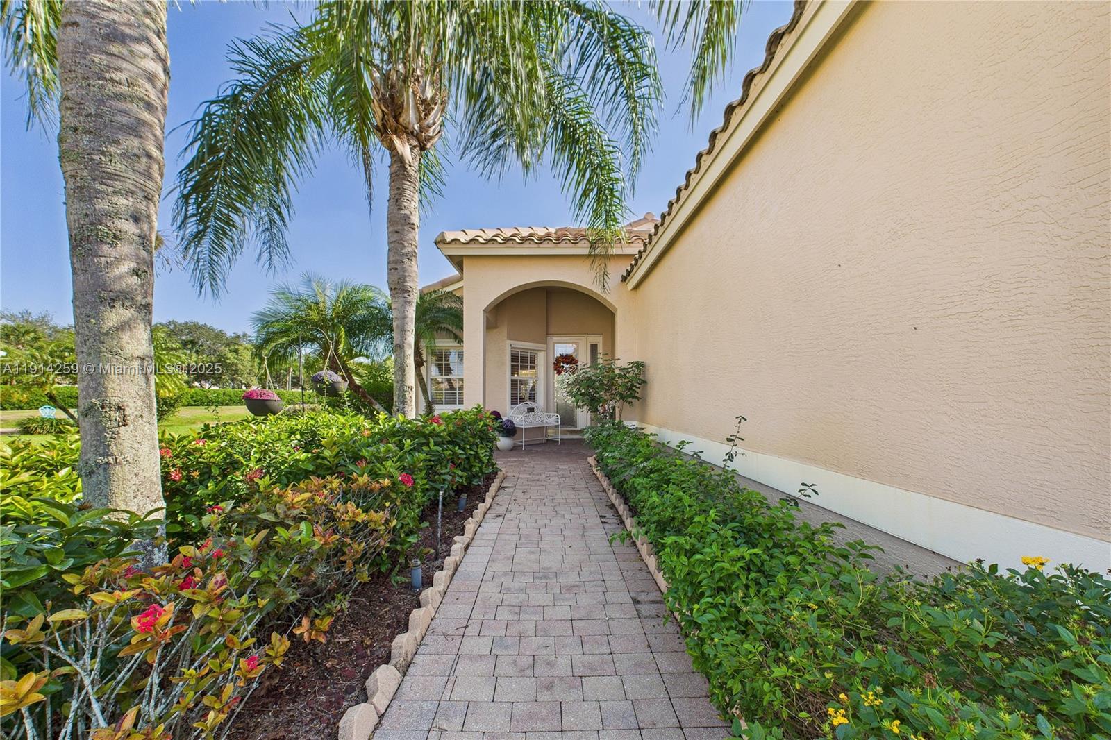 338 NW Treeline Trce, Port St. Lucie