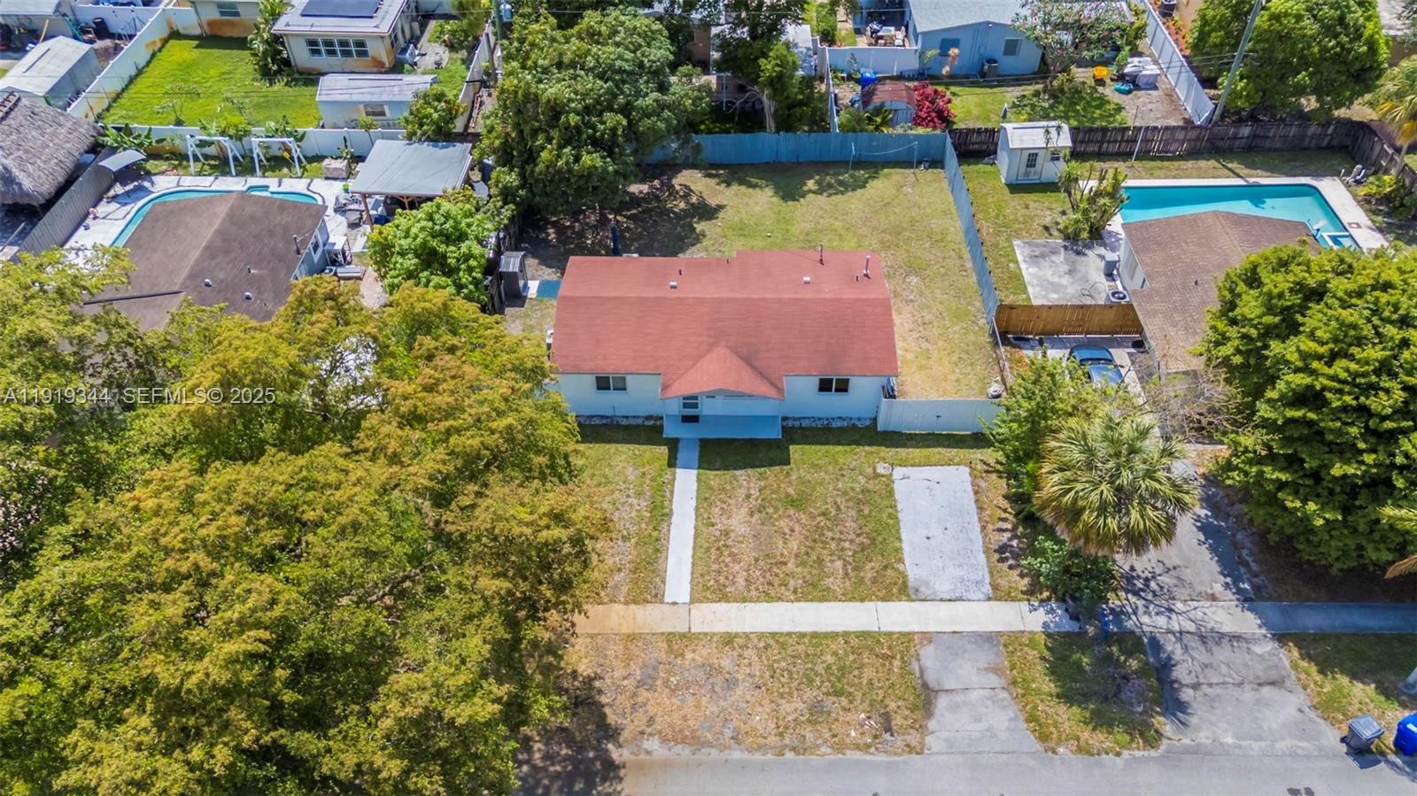 330 N 70th Ave