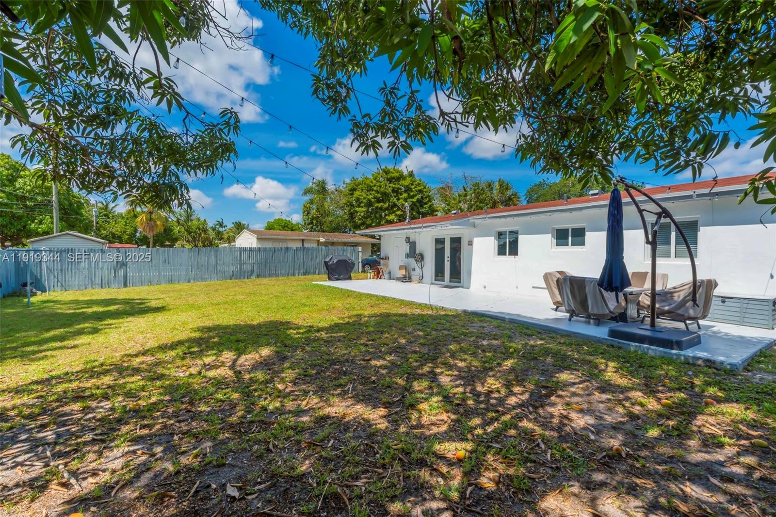 330 N 70th Ave