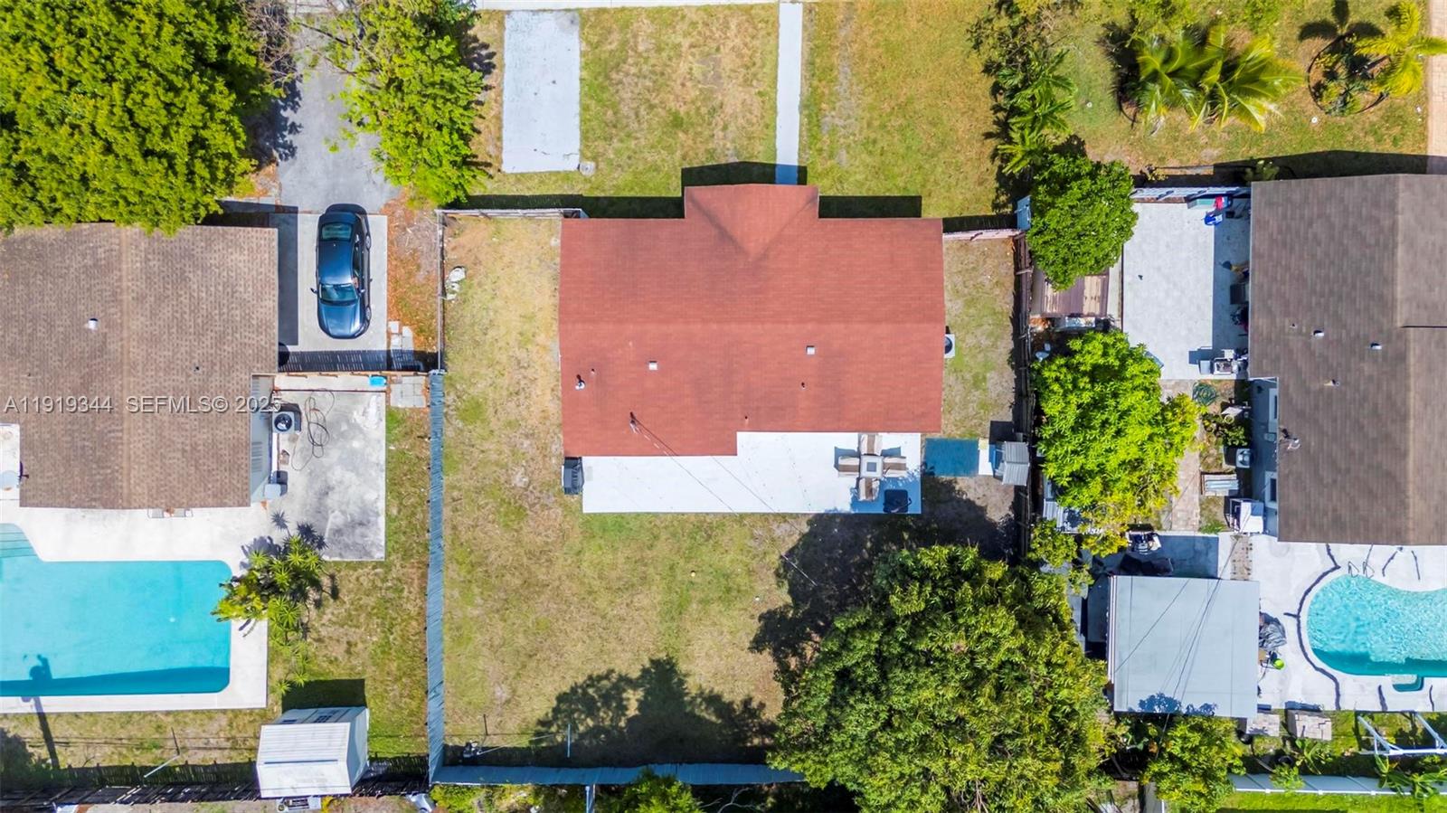 330 N 70th Ave