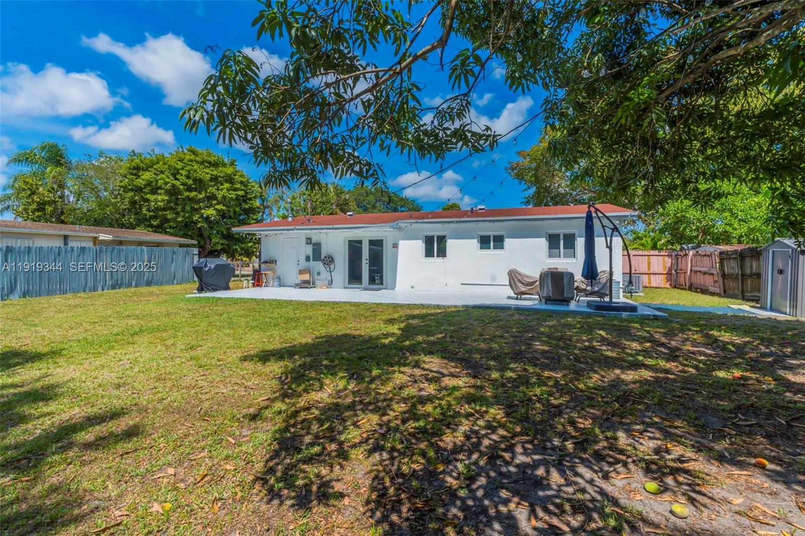 330 N 70th Ave