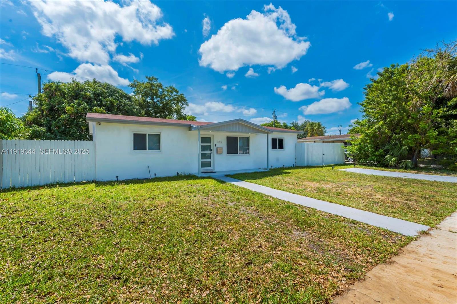 330 N 70th Ave