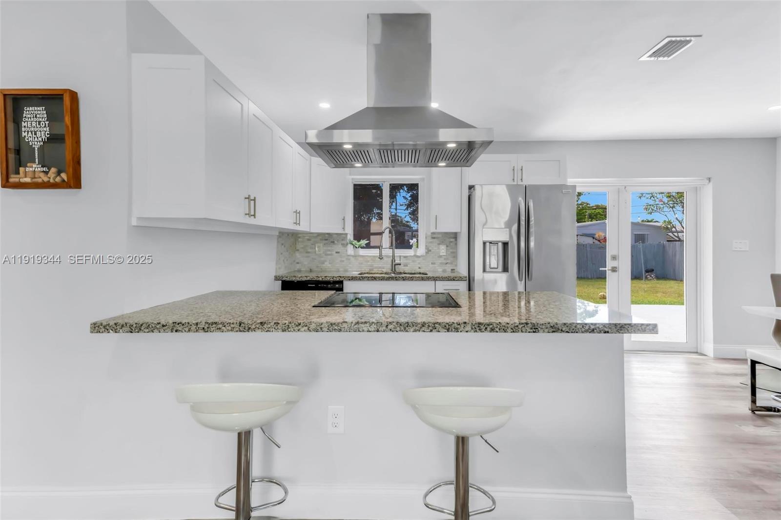 330 N 70th Ave