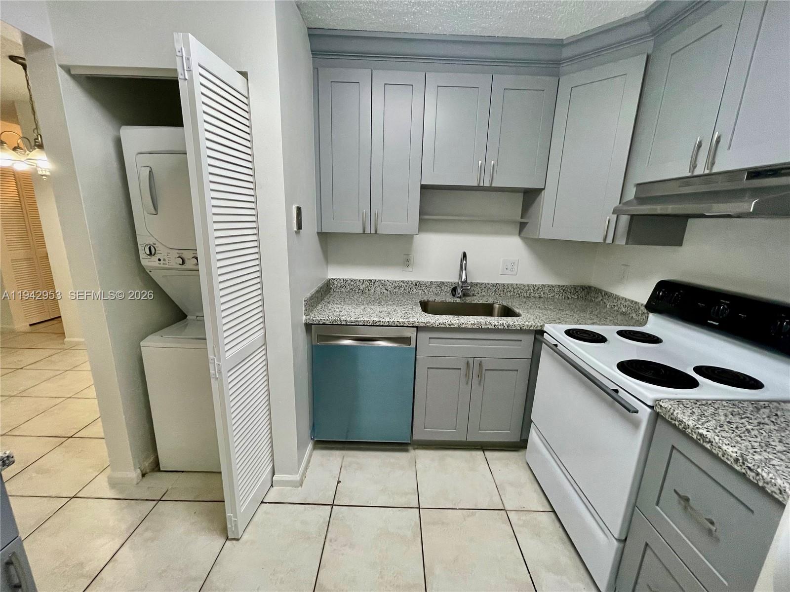 10992 Royal Palm Blvd Bldg 2 # 6