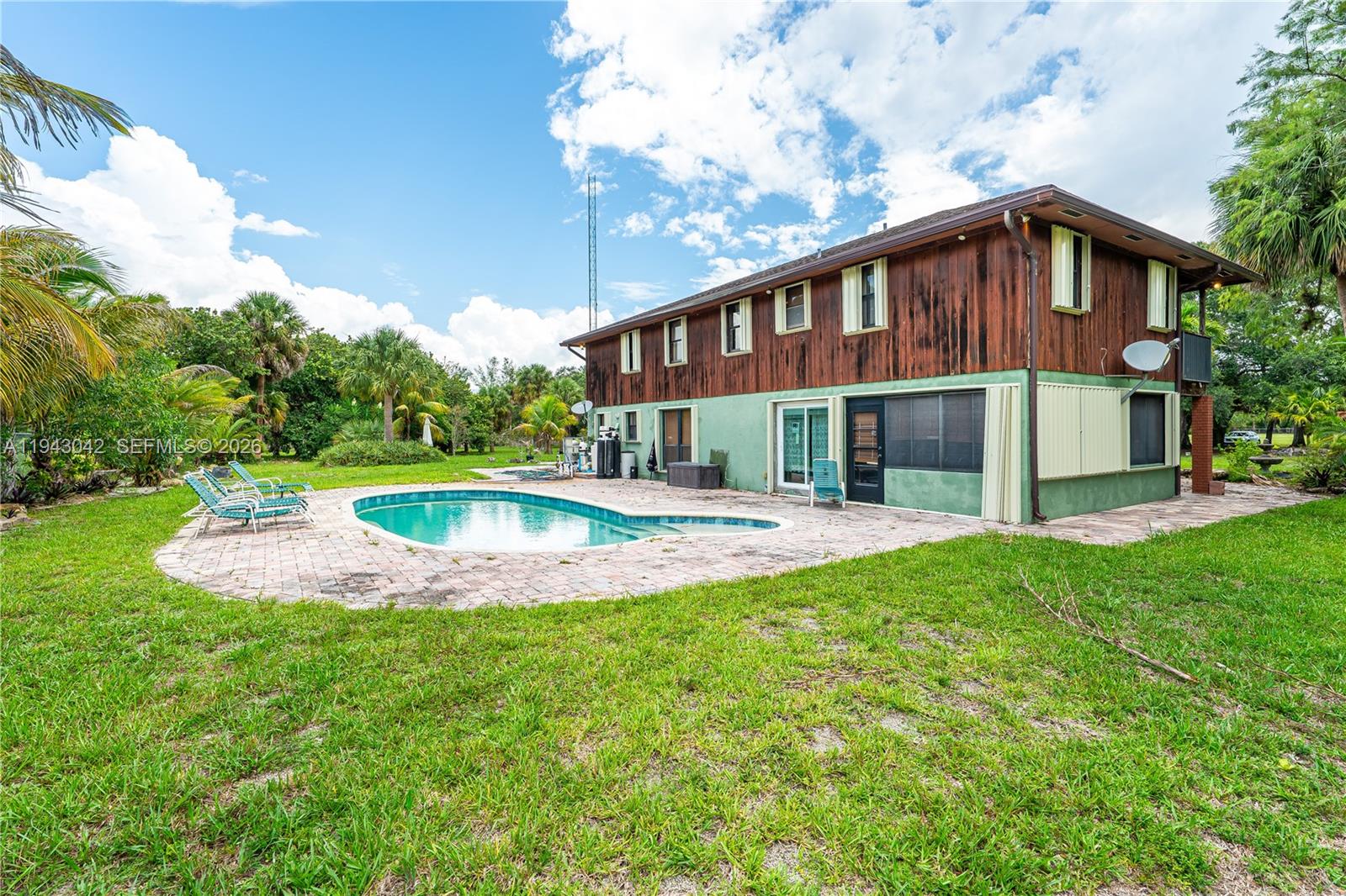 576 Marshall Rd
