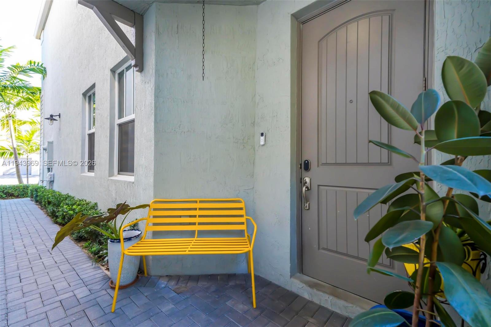 4923 NW 48th Ter