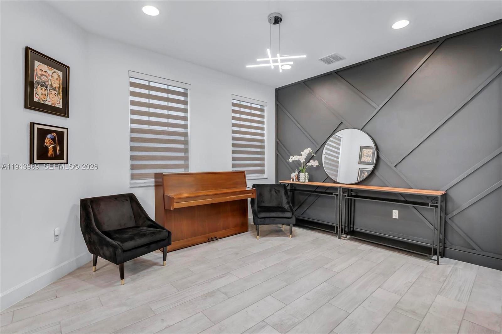 4923 NW 48th Ter