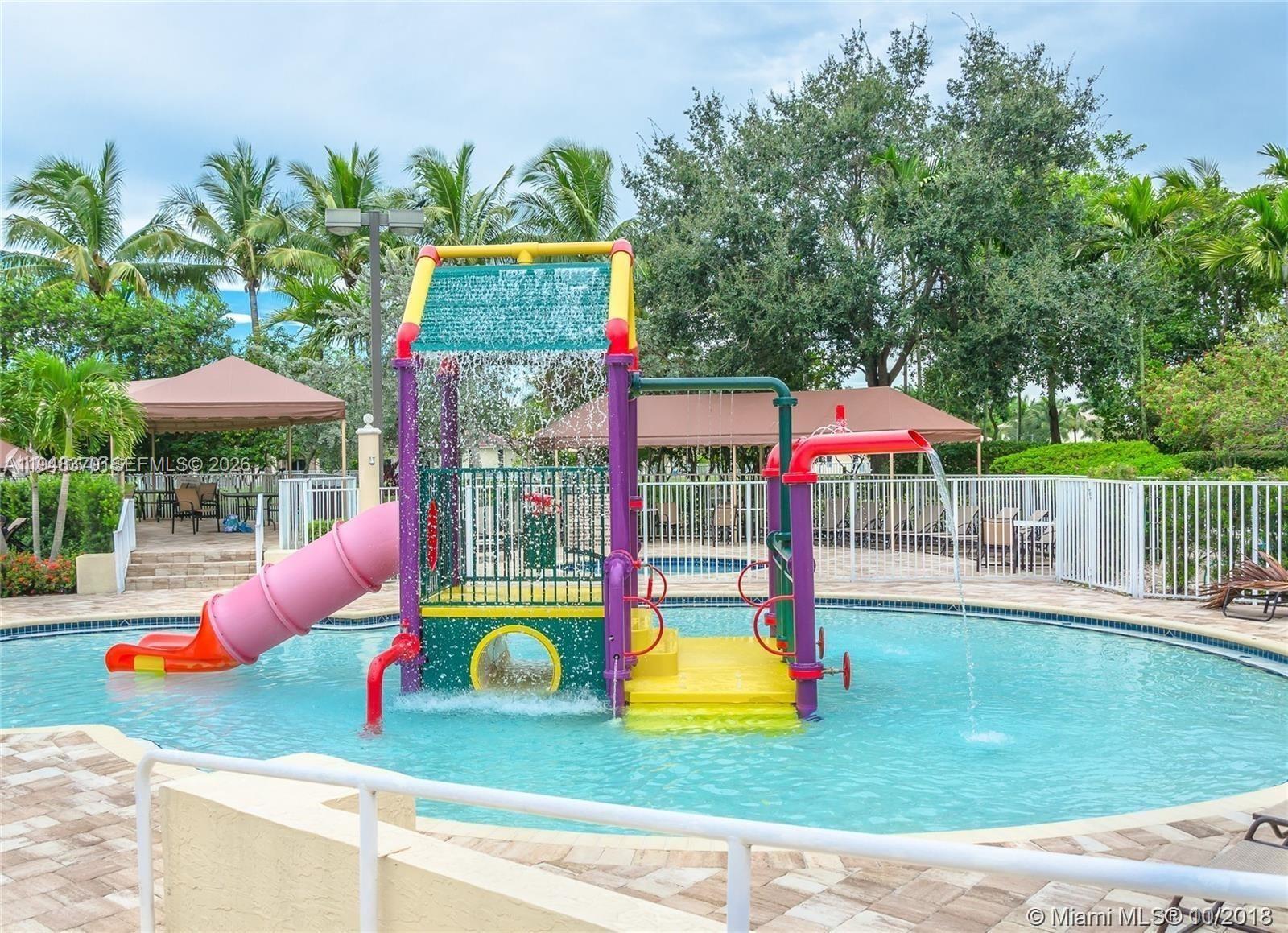 1220 Majesty Ter # 0