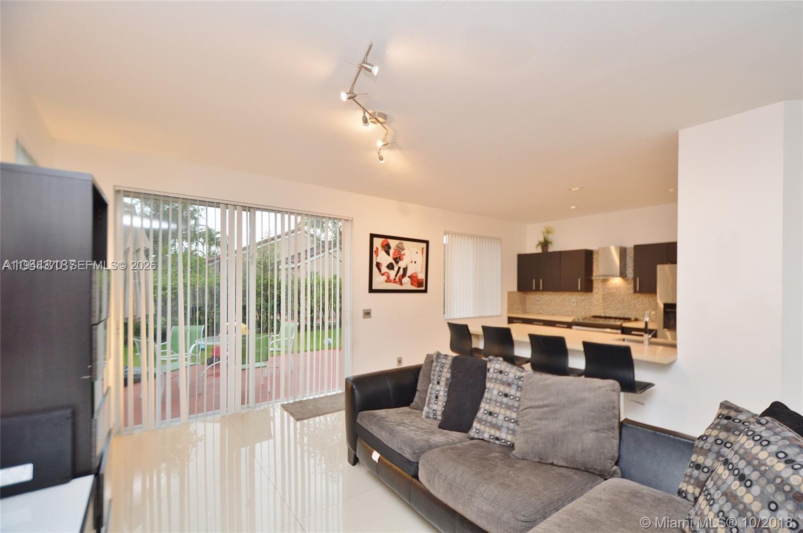 1220 Majesty Ter # 0