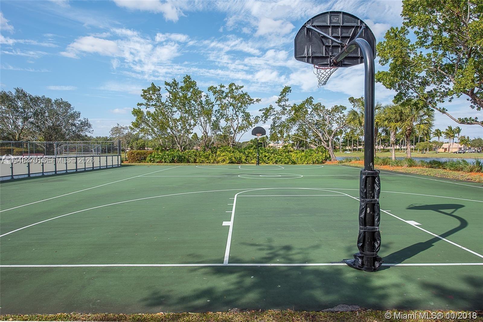 1220 Majesty Ter # 0