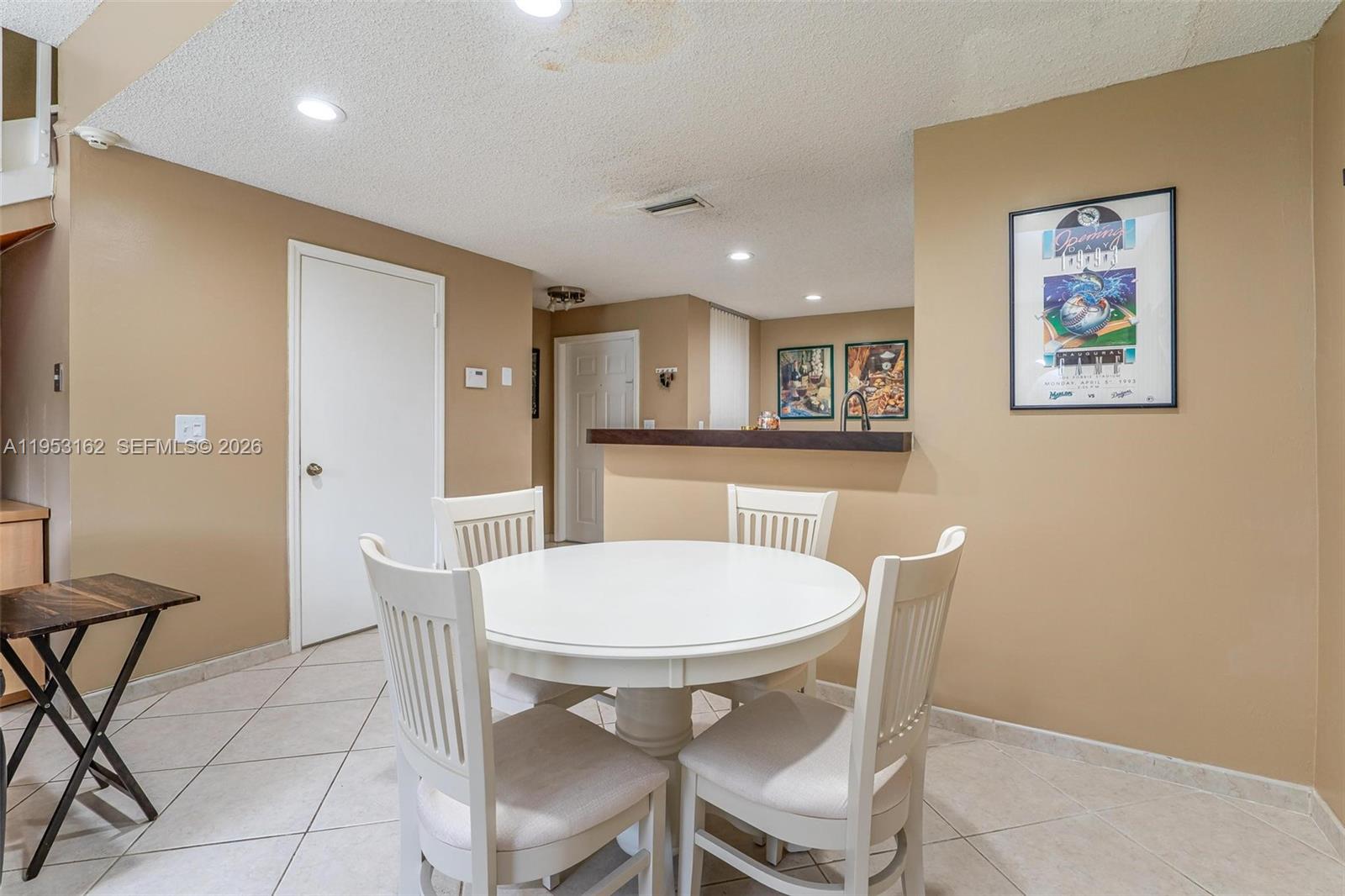 1528 Veracruz Ln # 3 Unit: 4-3