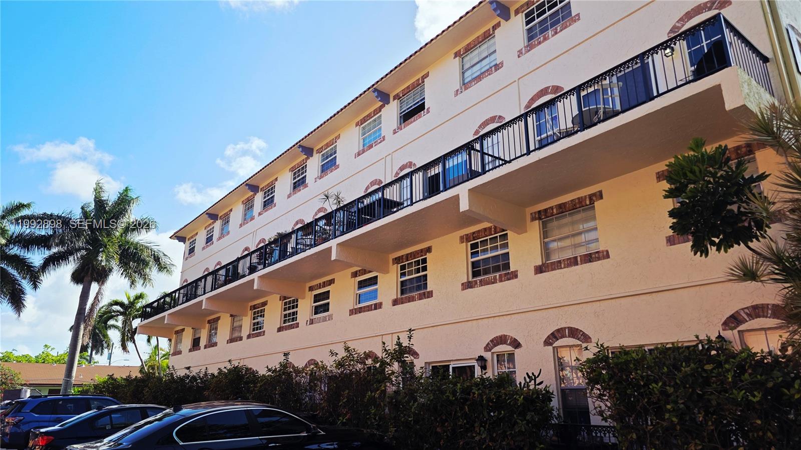 650 Tennis Club Dr # 308