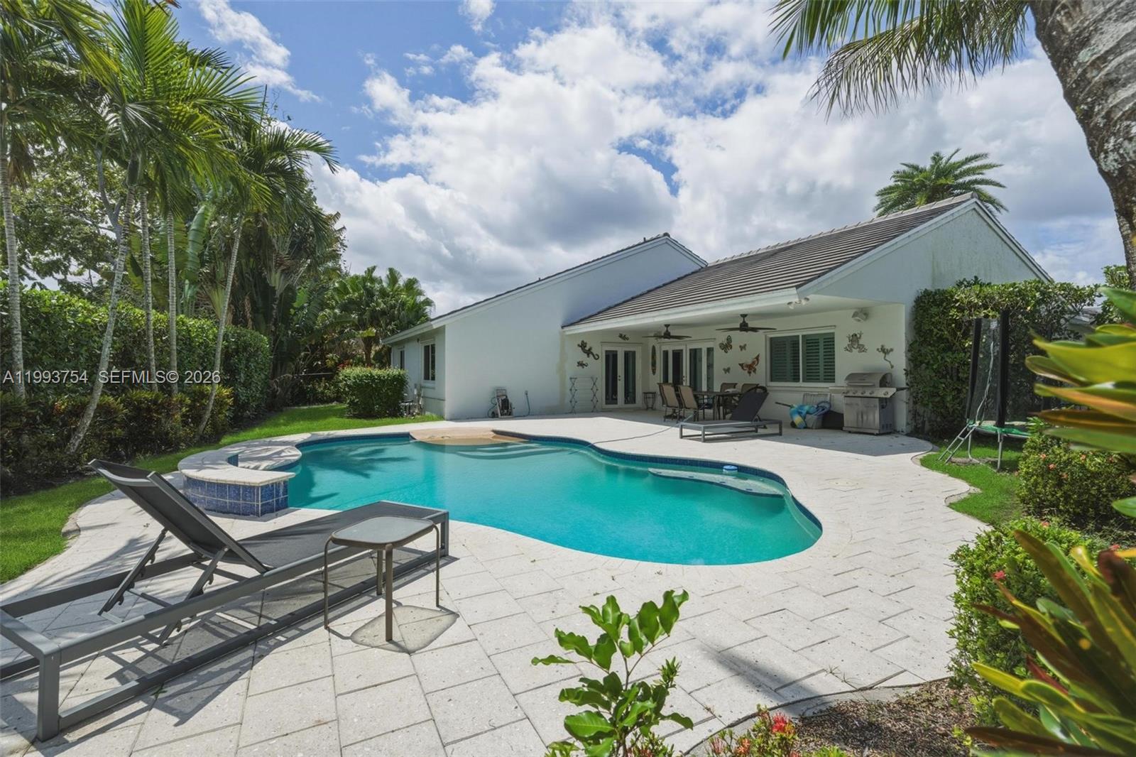1510 SW 96th Ter