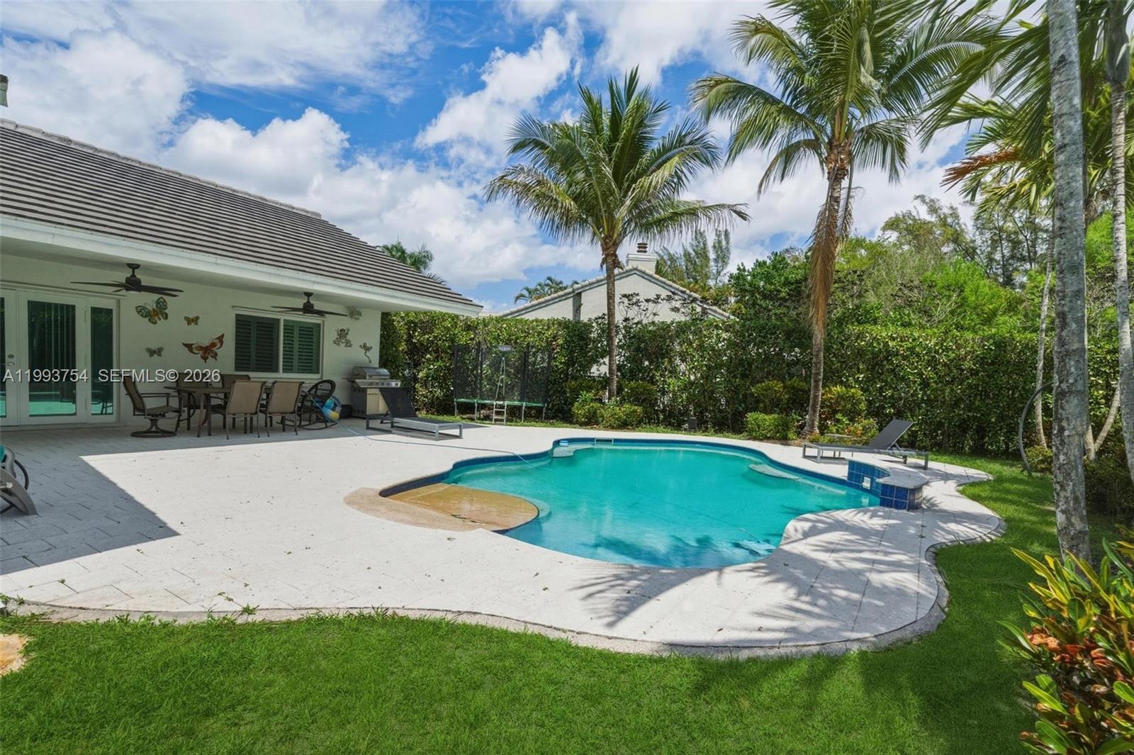 1510 SW 96th Ter