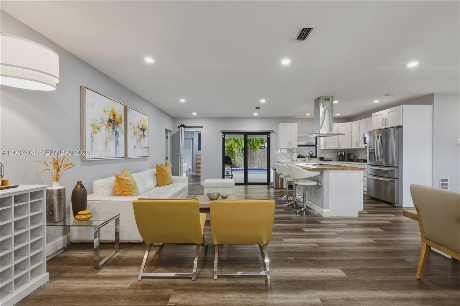 7395 SW 39th St