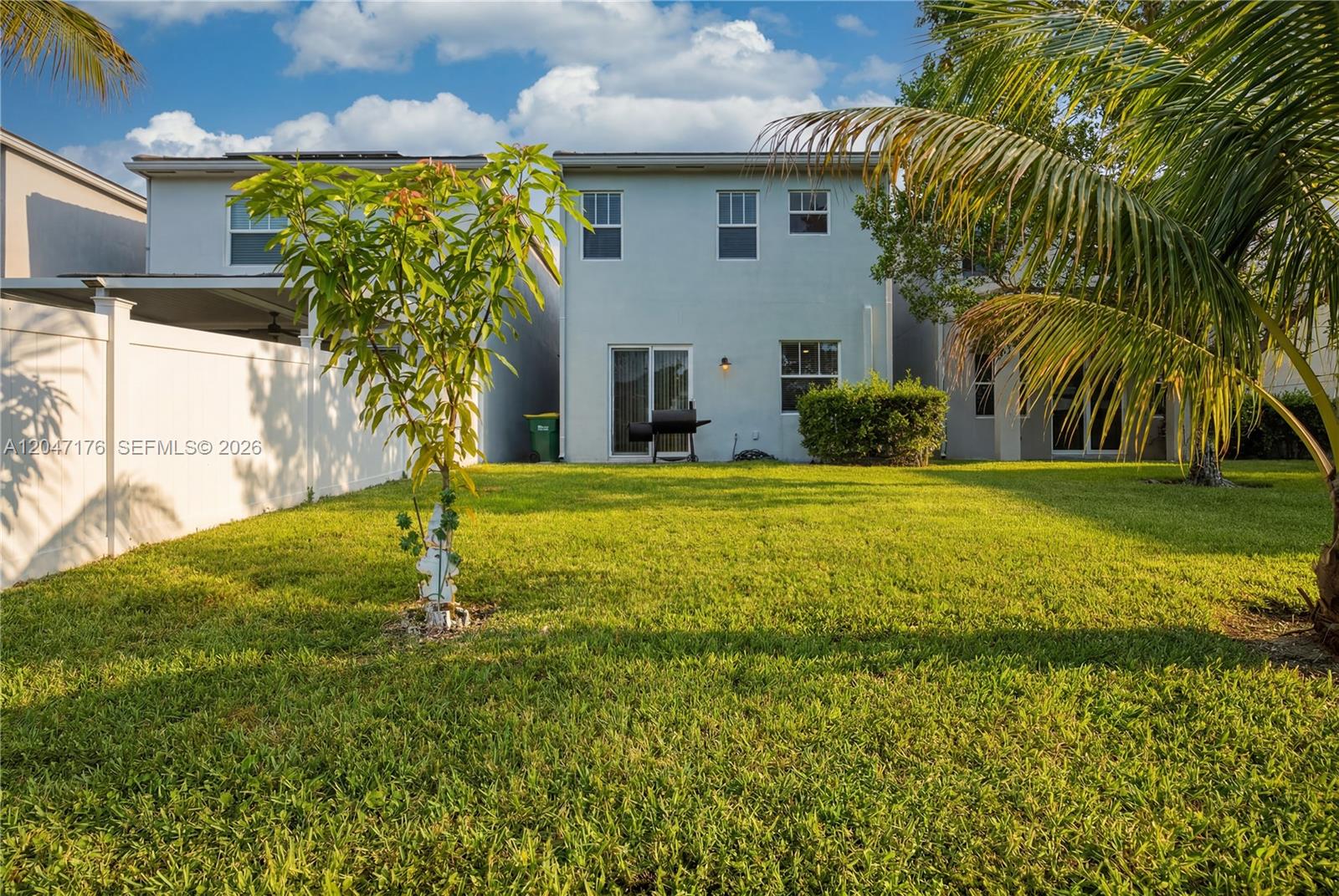 4812 NW 48th Ter