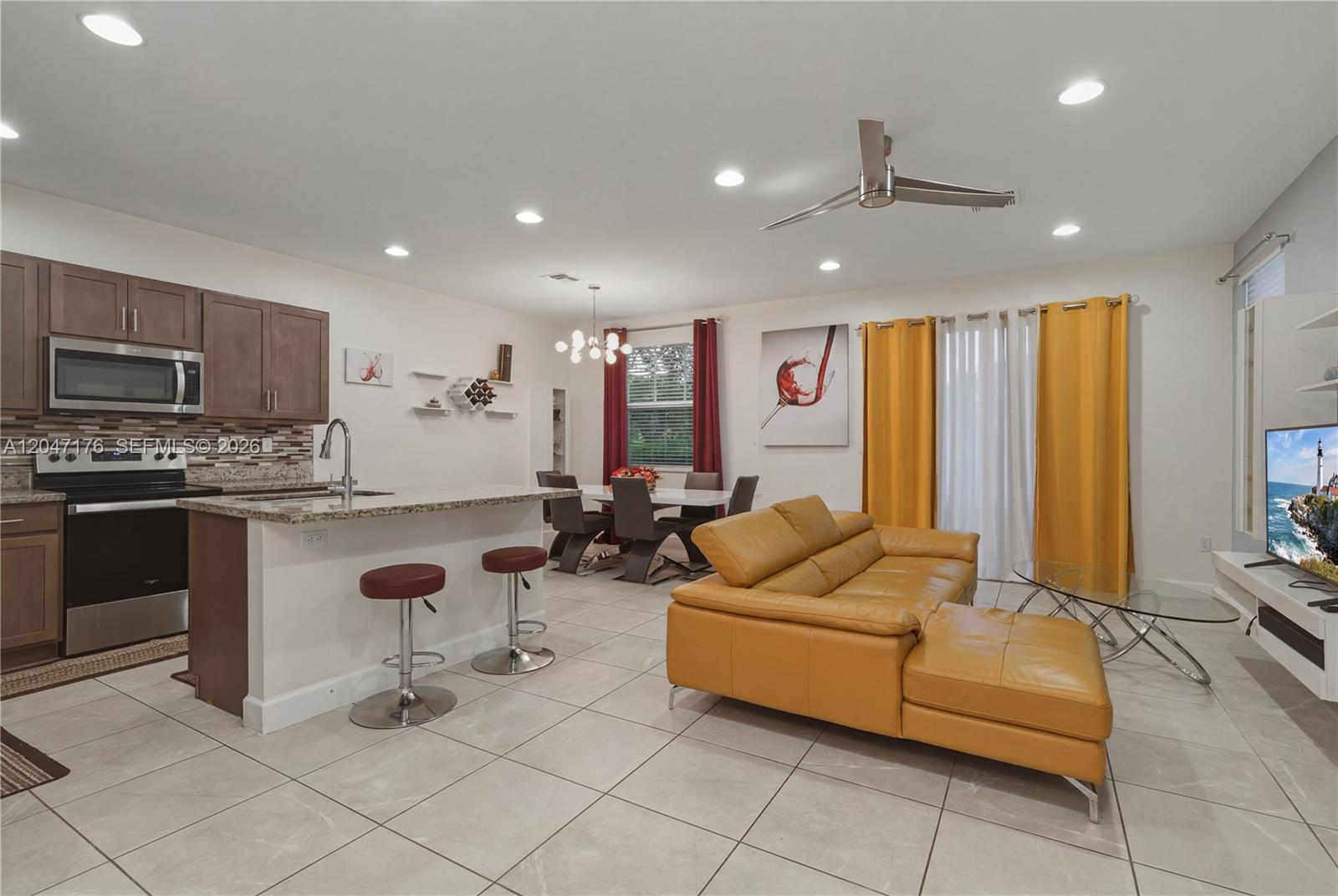 4812 NW 48th Ter