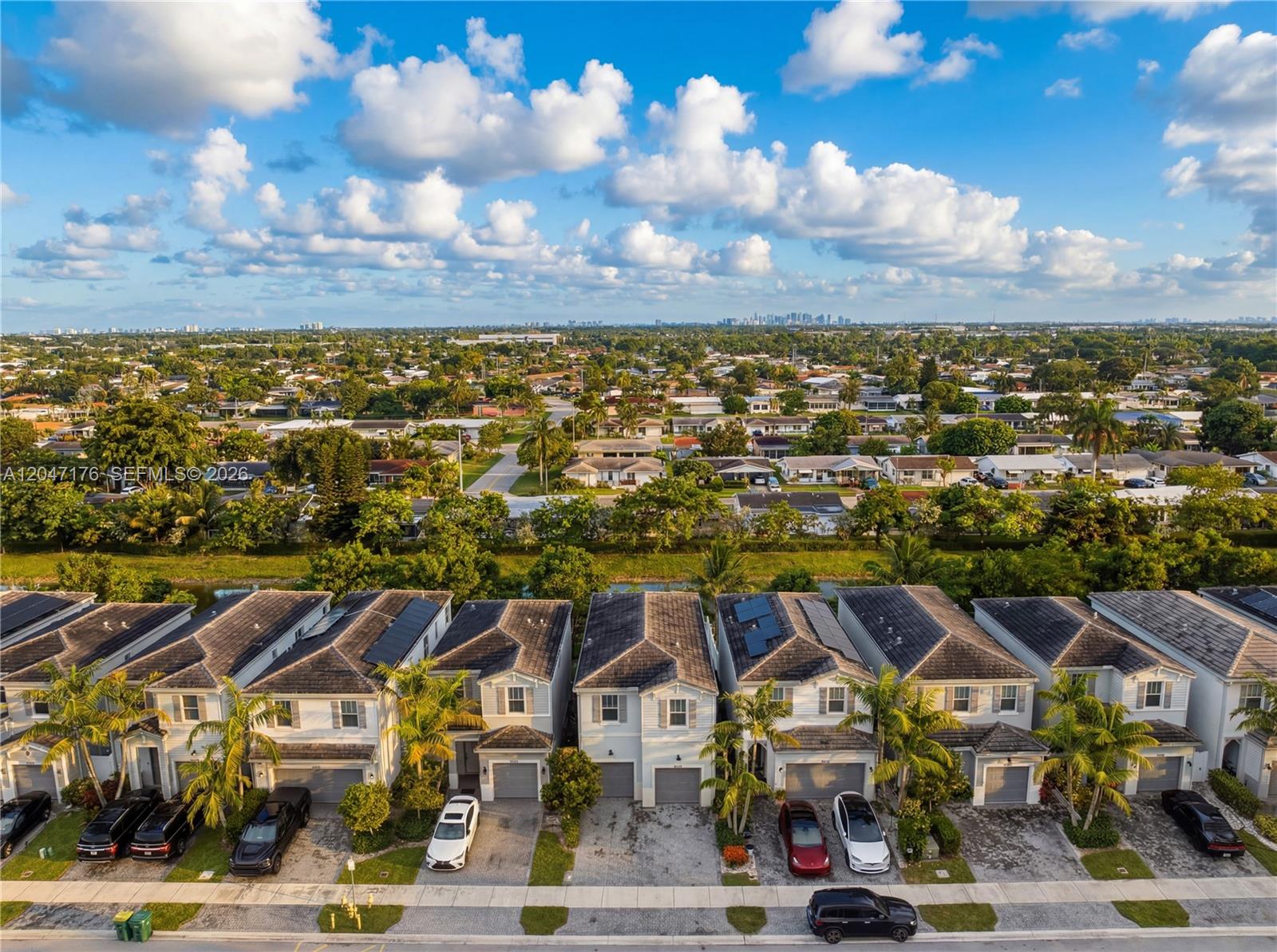 4812 NW 48th Ter