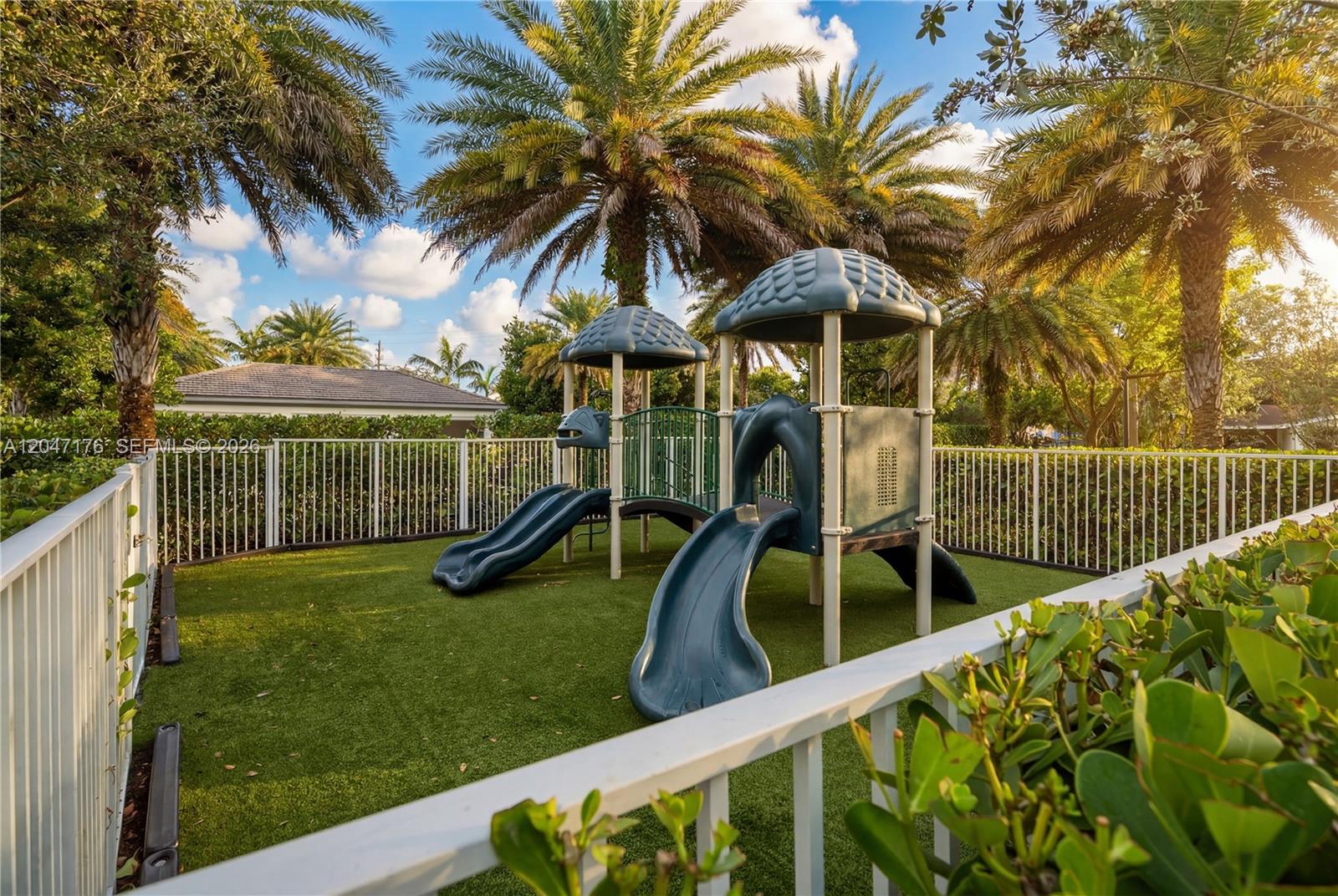 4812 NW 48th Ter