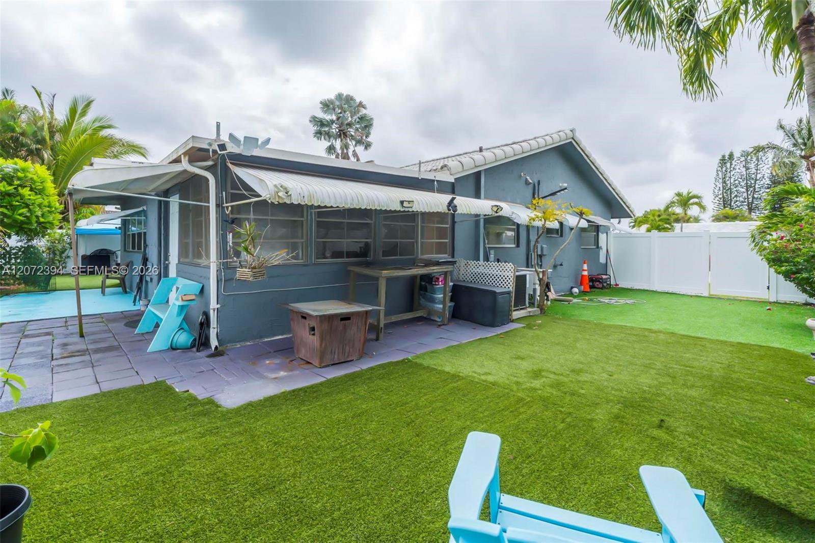 7211 NW 76th St