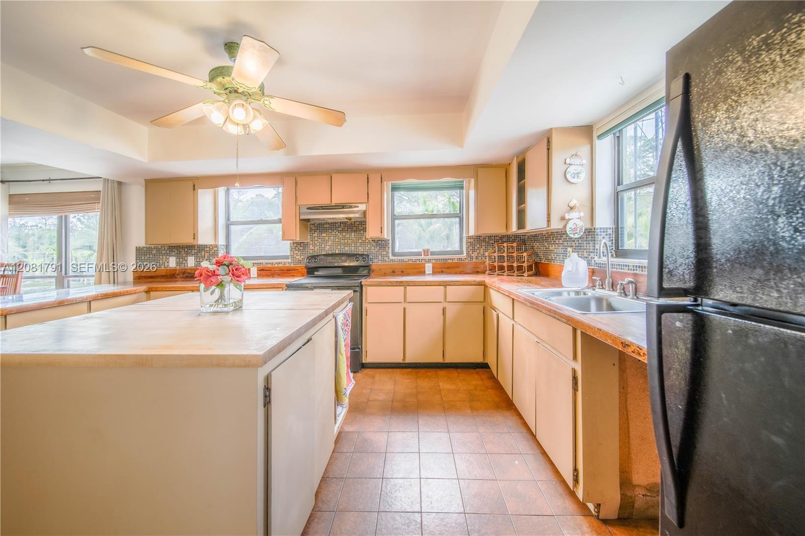 576 Marshall Rd