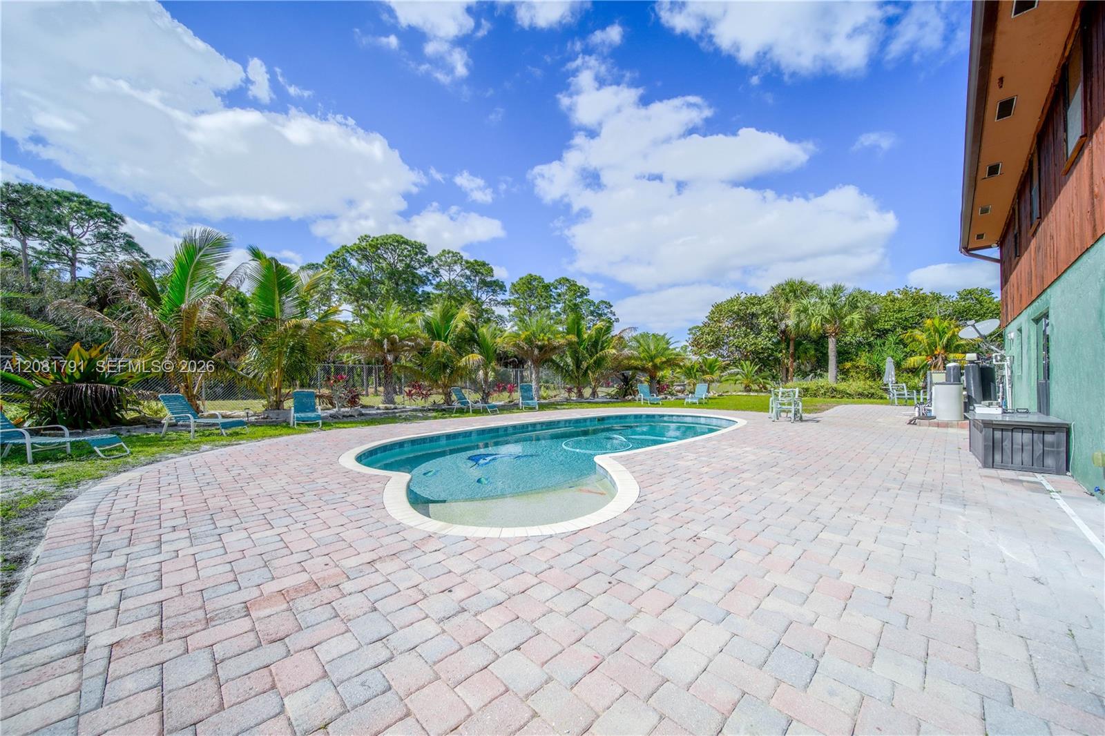 576 Marshall Rd