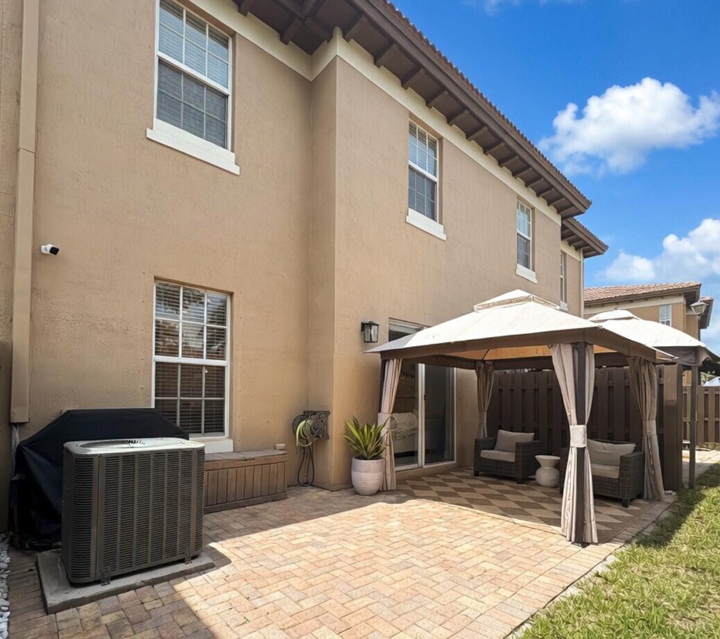 6956 Julia Gardens Drive