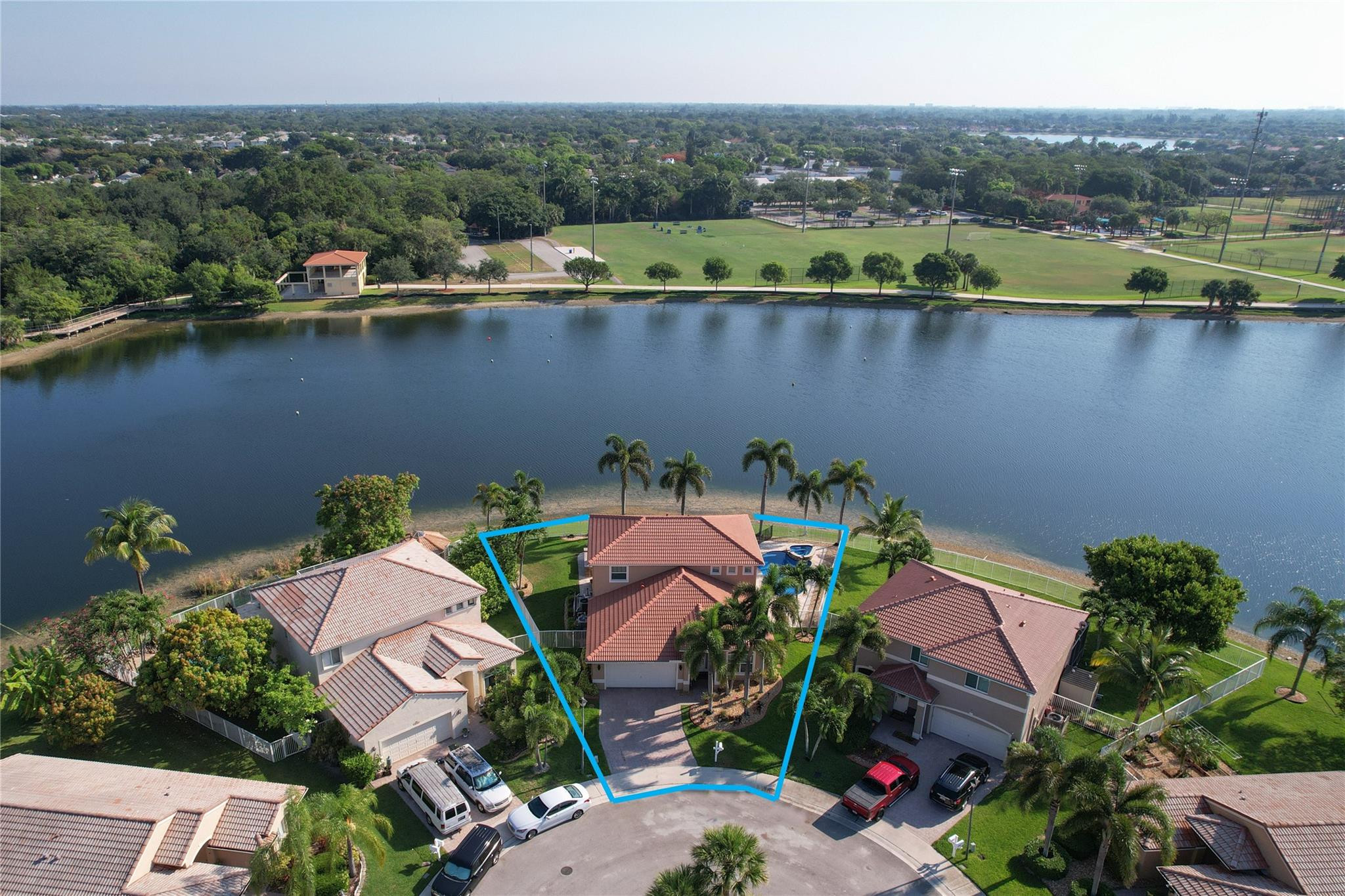 4727 Saint Simon Dr