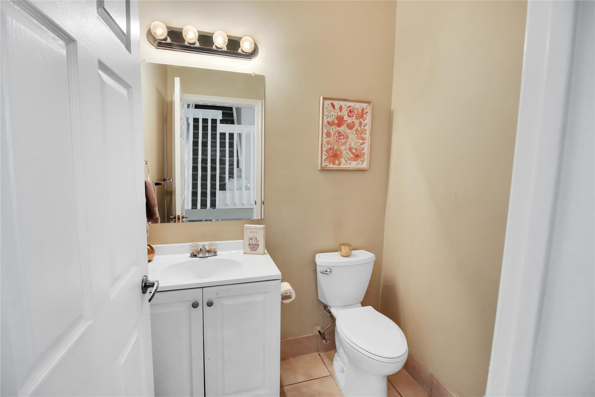 3286 NW 68th Ave