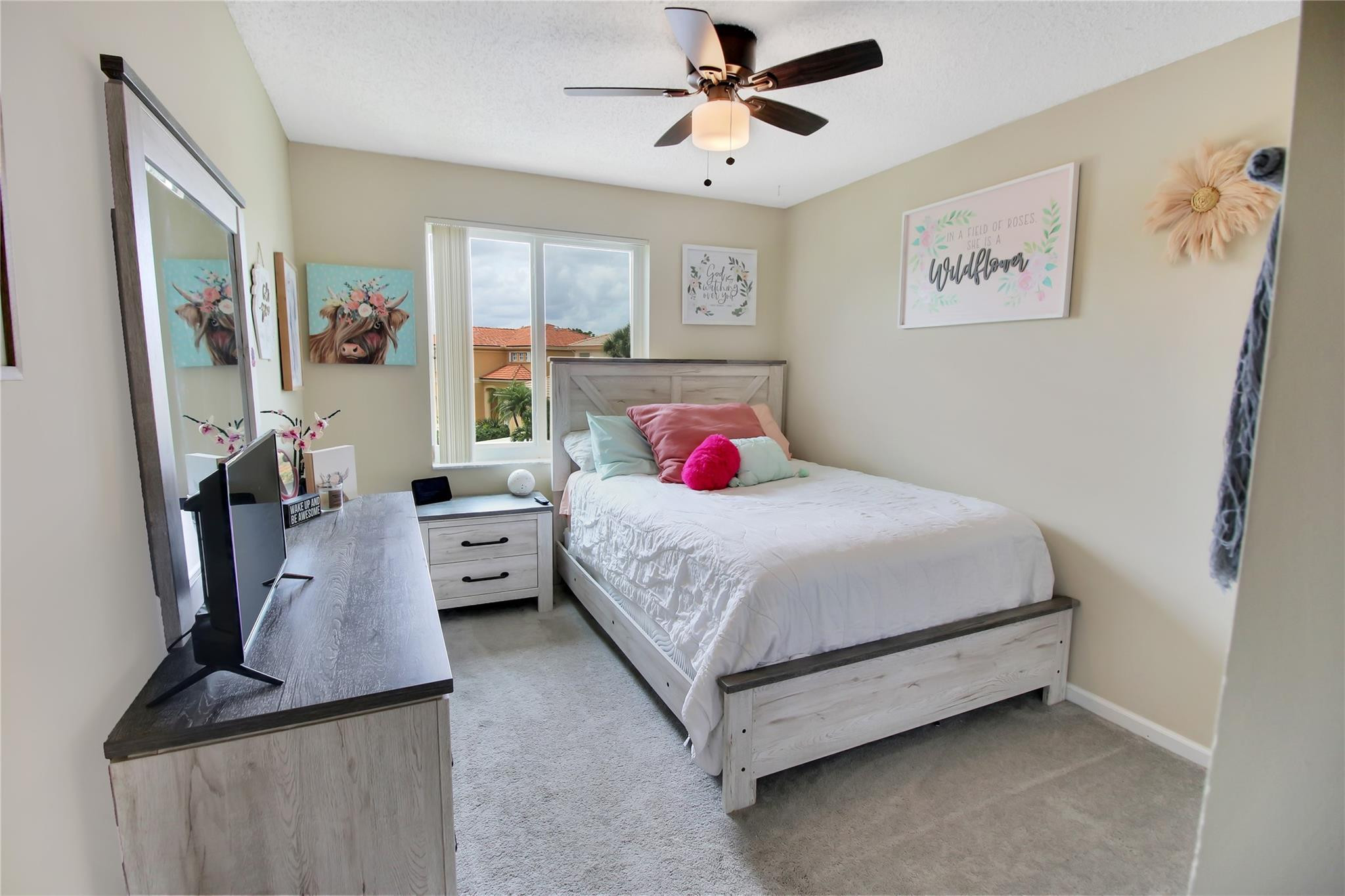 3286 NW 68th Ave