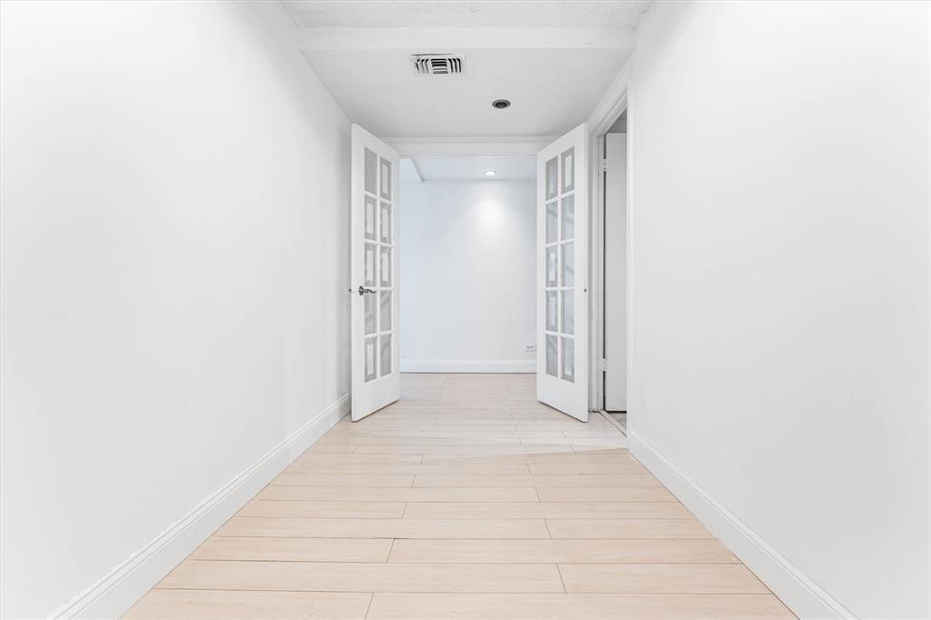 1800 NE 114th St 2301