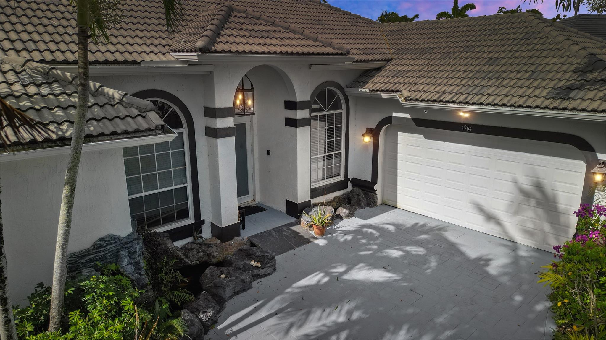 4964 NW 108th Ter