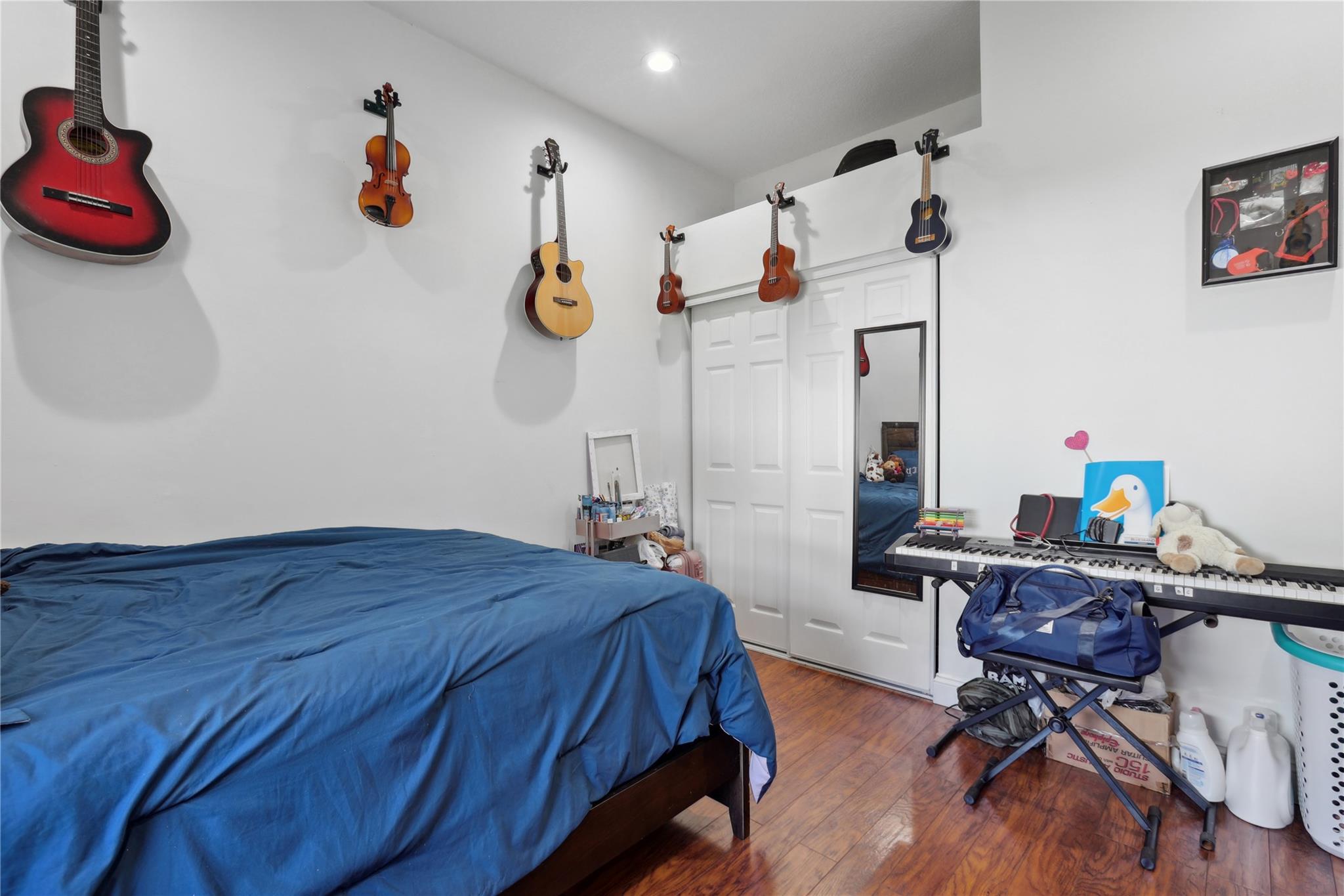 4964 NW 108th Ter