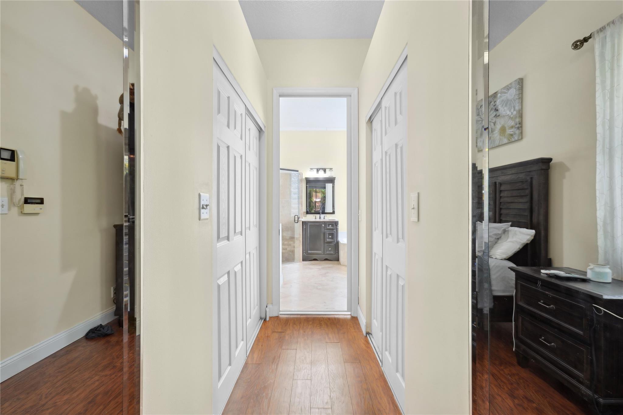 4964 NW 108th Ter
