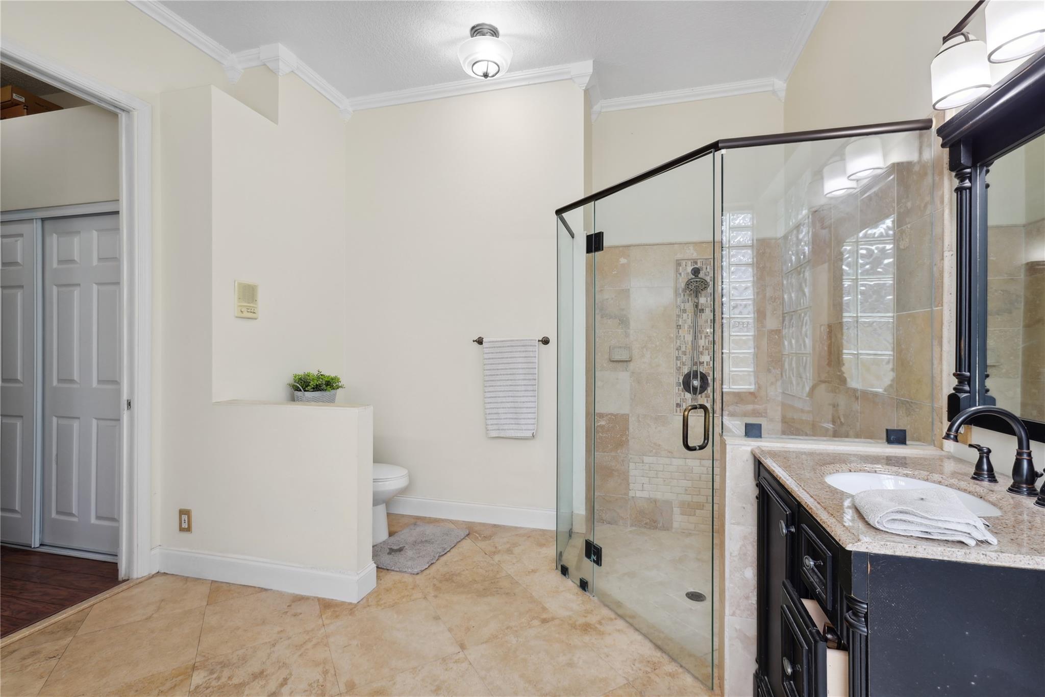 4964 NW 108th Ter
