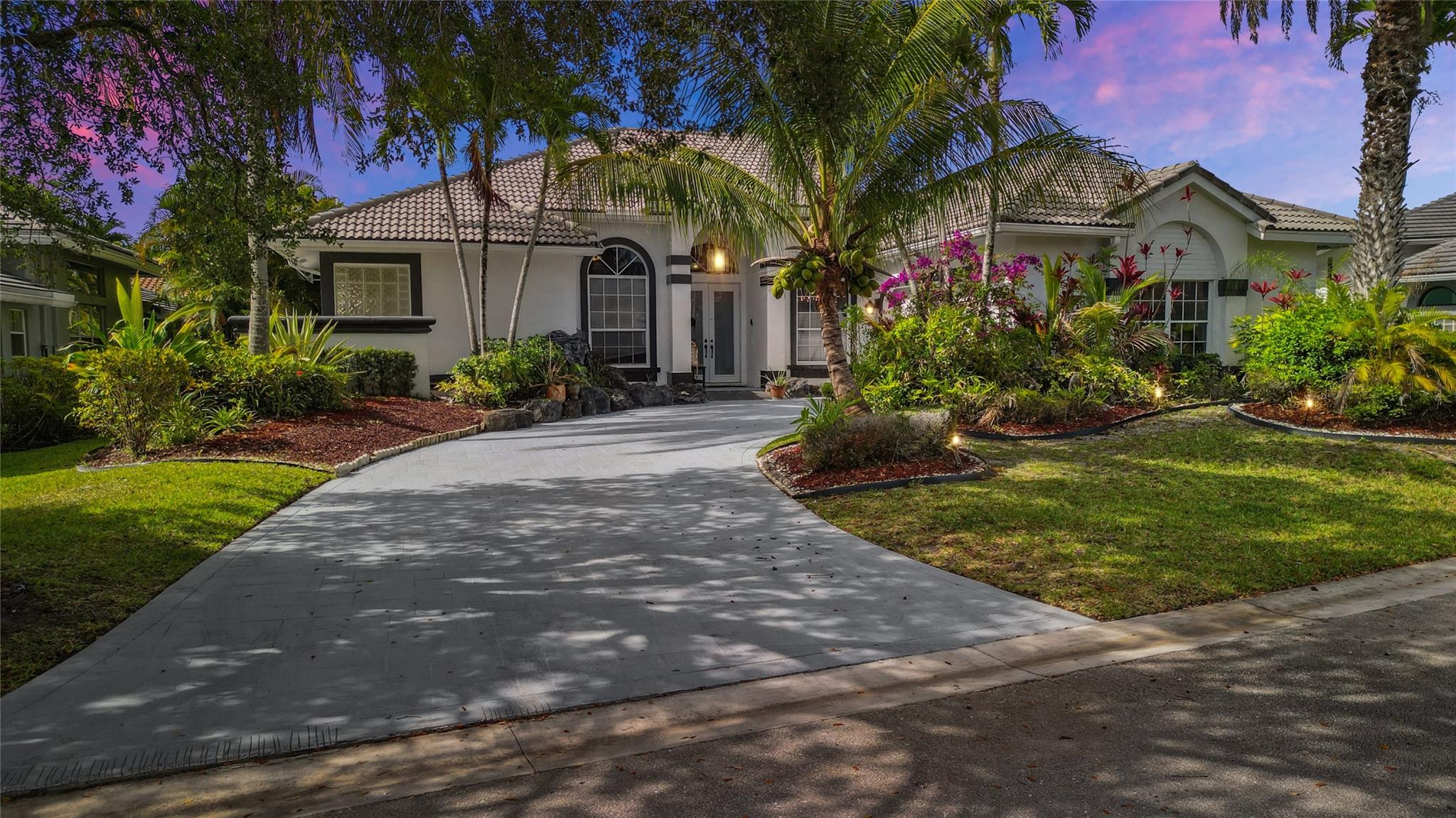 4964 NW 108th Ter