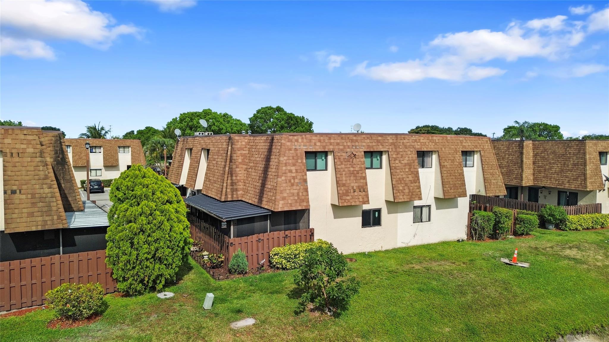 143 San Remo Blvd 143