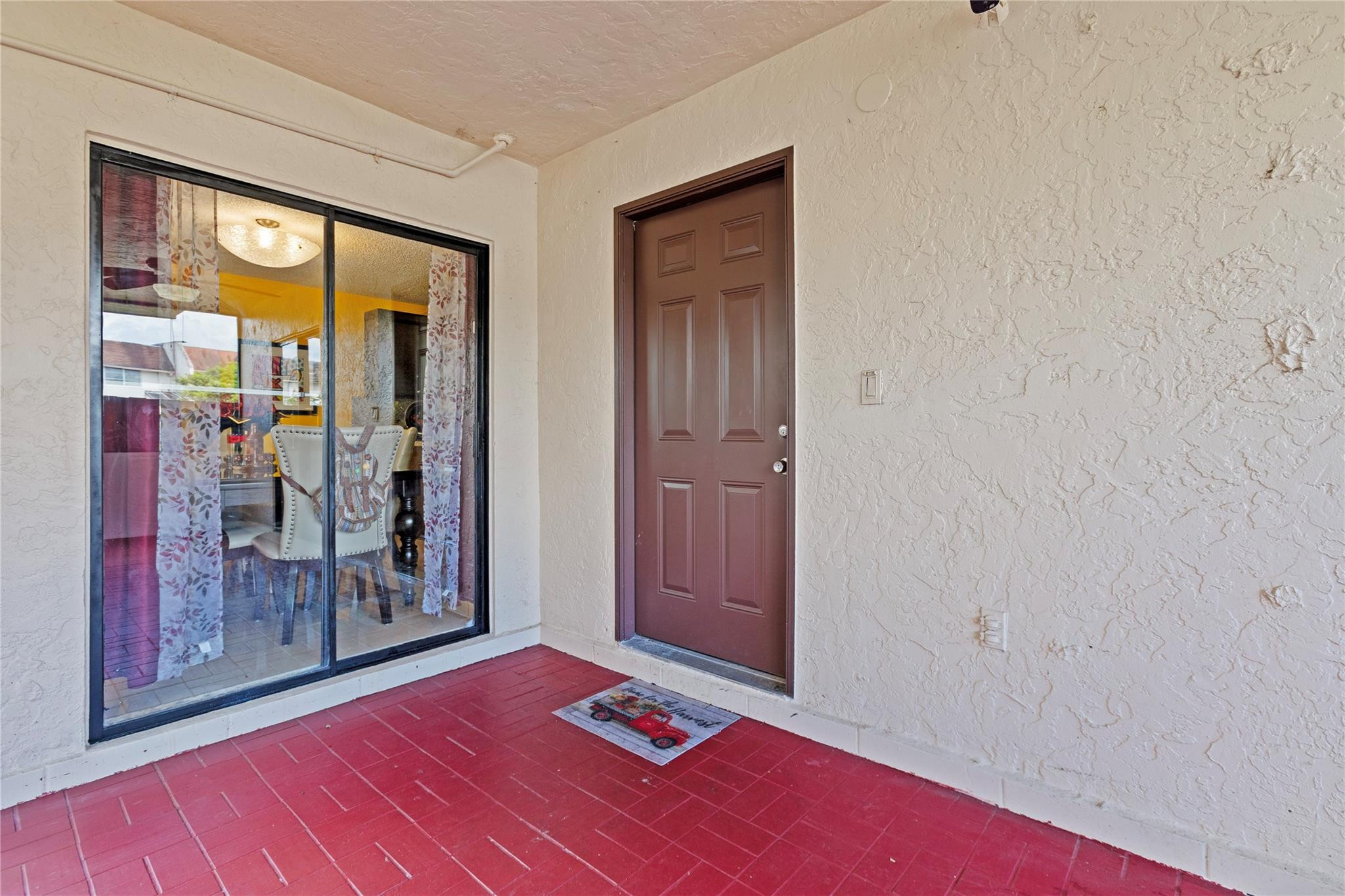 143 San Remo Blvd 143