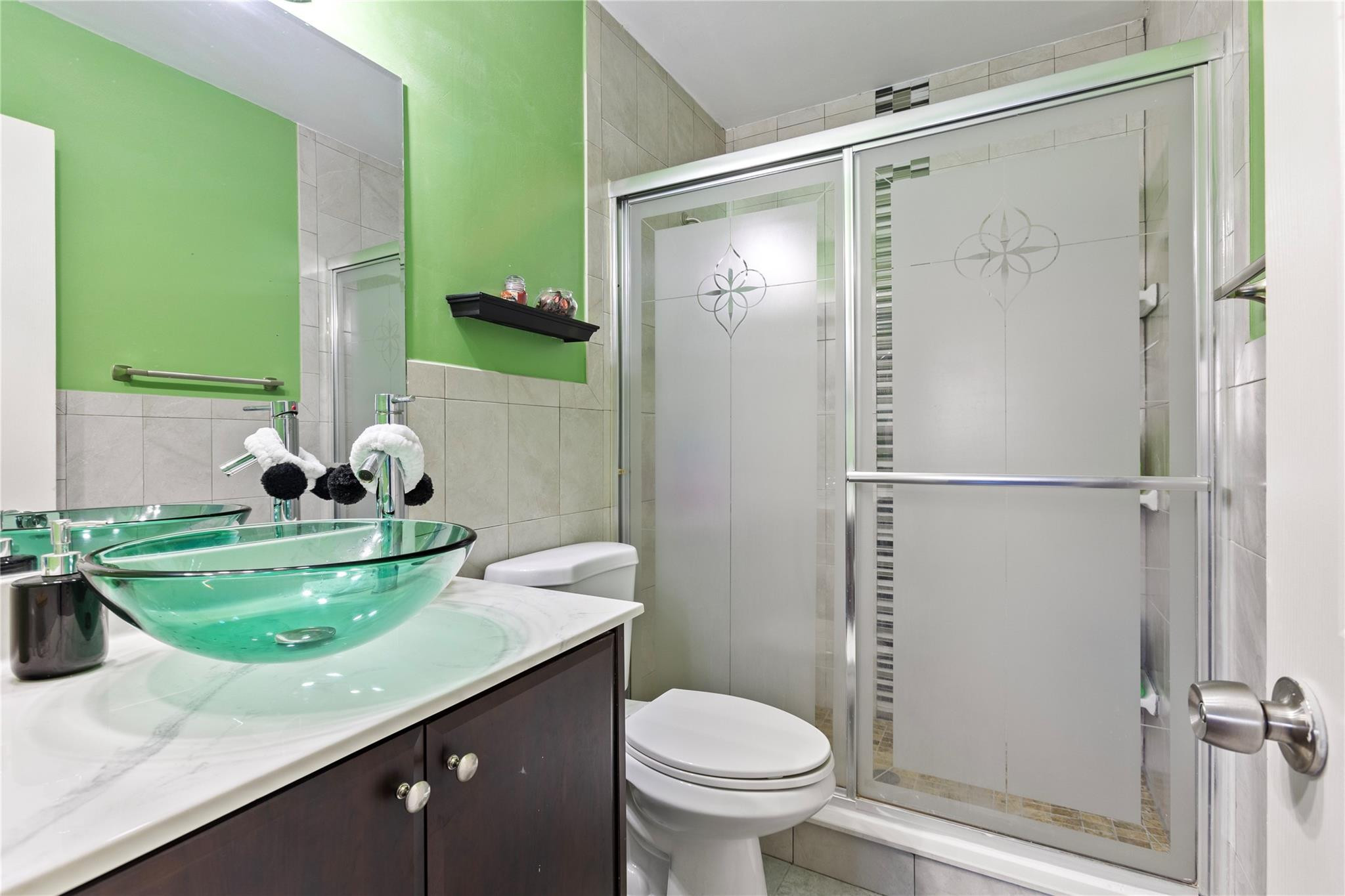 143 San Remo Blvd 143