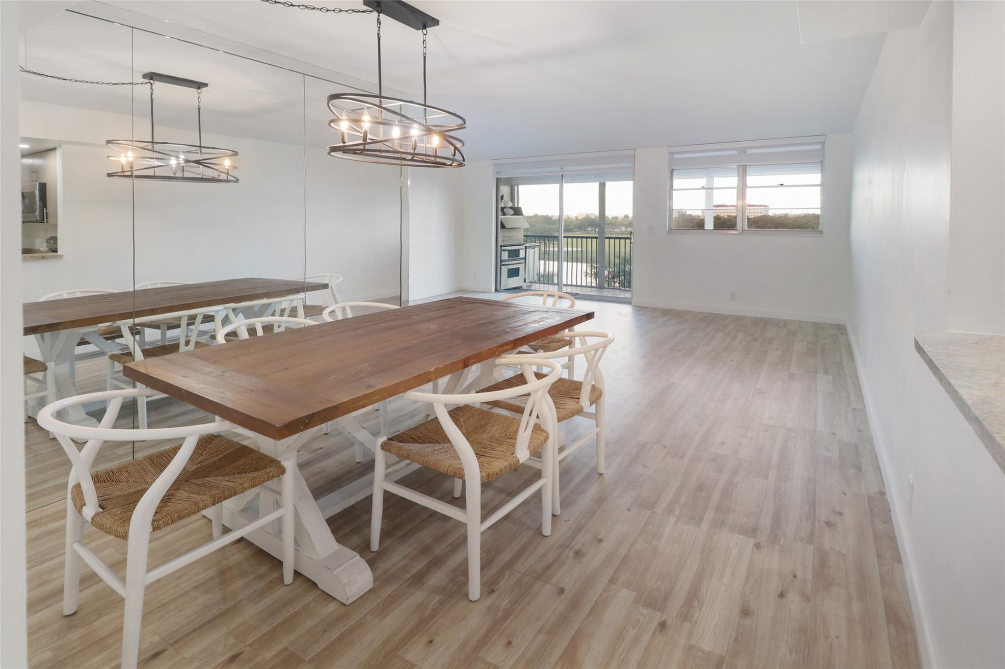 3300 W Rolling Hills Cir 503