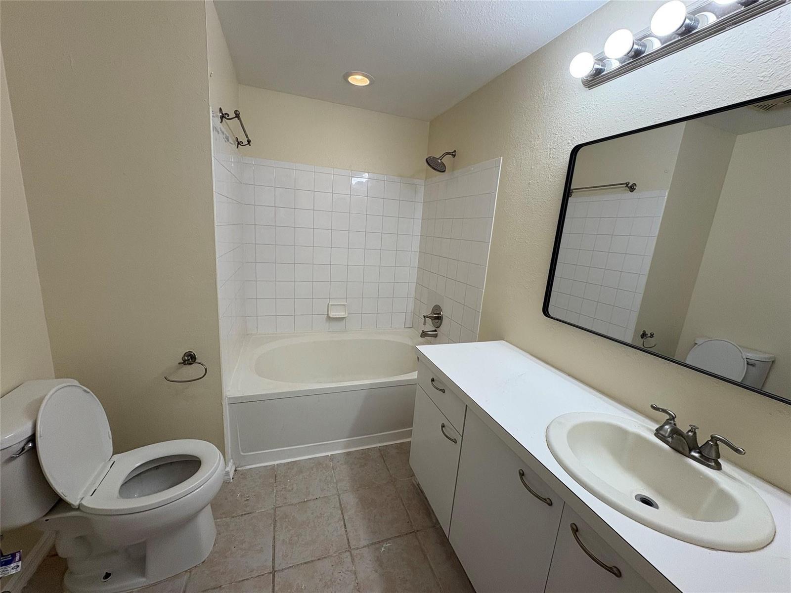 7835 Dixie Beach Circle # 7835