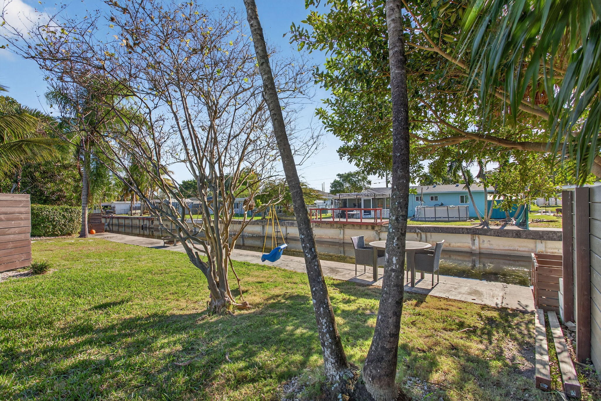 1530 W River Drive