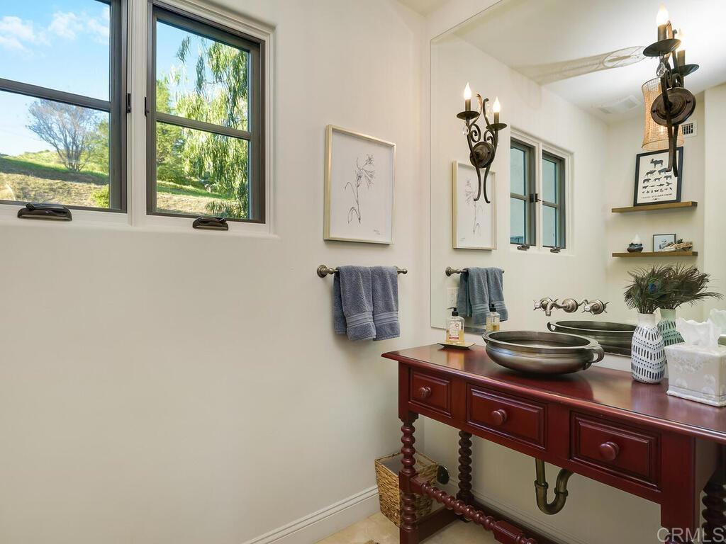 31267 Rancho Amigos